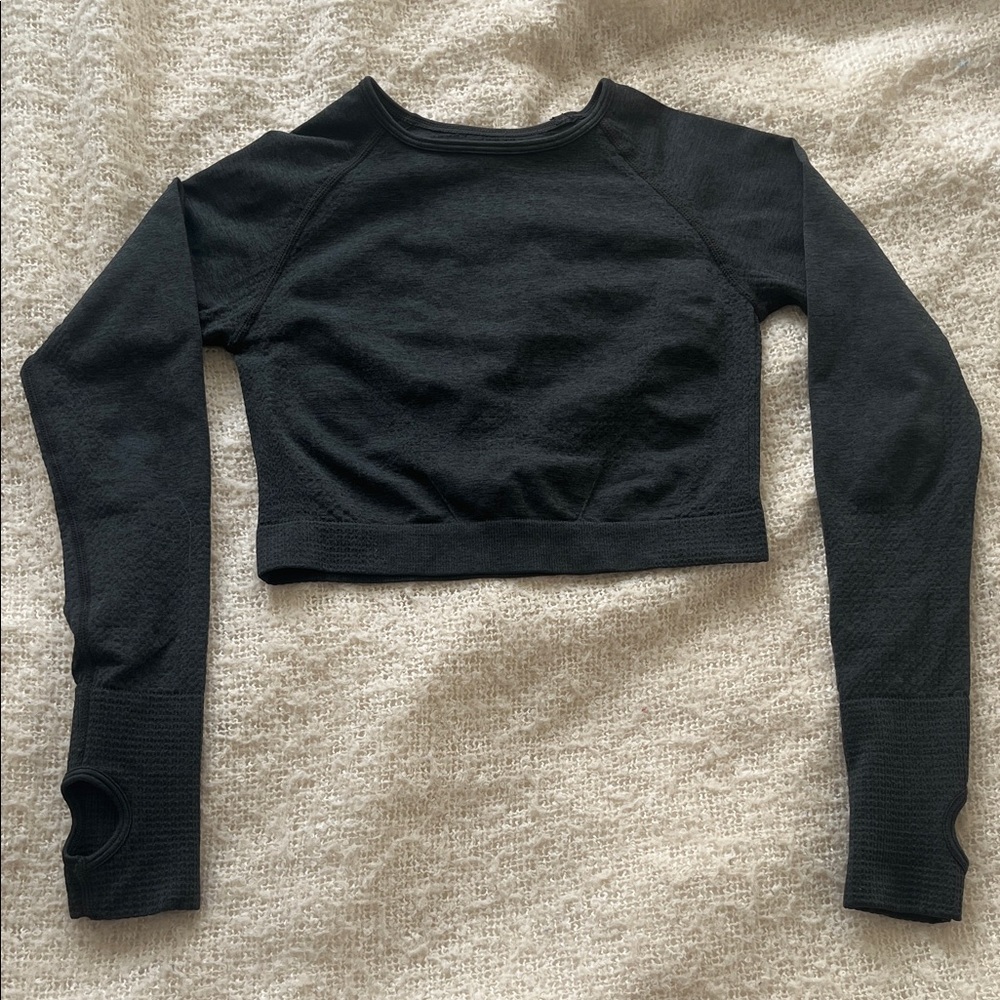 Black/Dark Grey Long Sleeve Crop Top